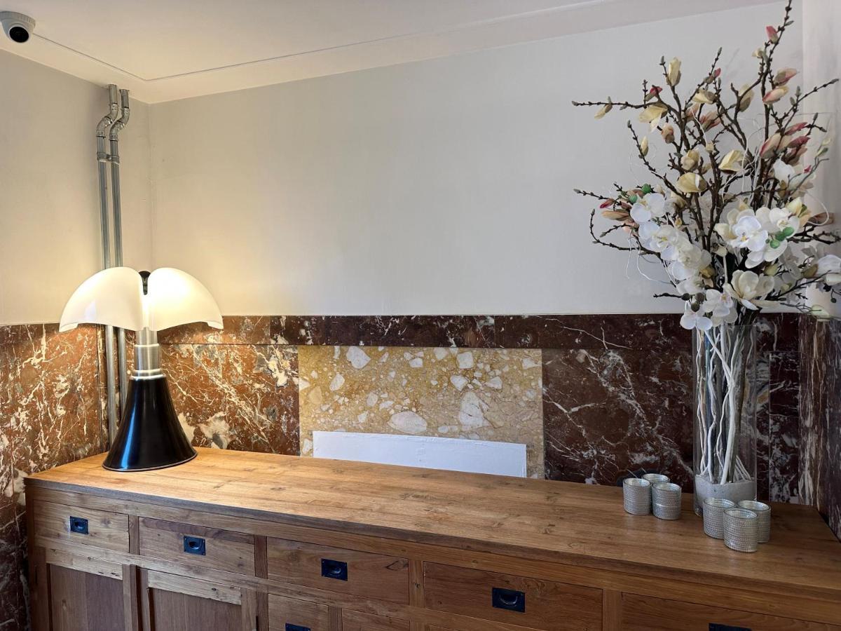 Hotel Beaux Arts 2*