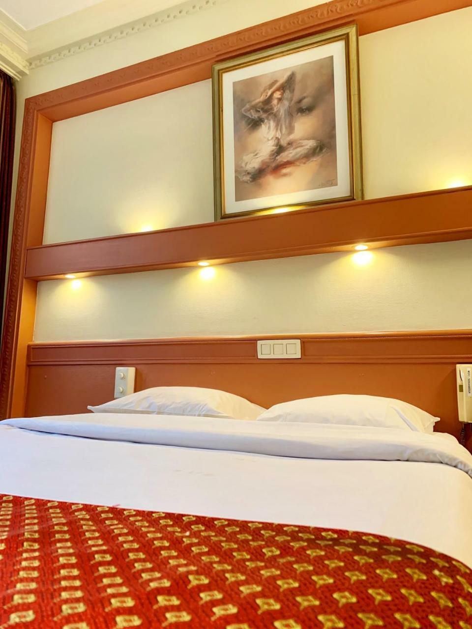 Beaux Arts Hotel 2*